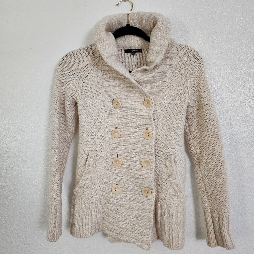 GAP ivory lambs' wool chunky sweater sz S